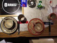 -尚尚仙·酸汤猪手·猪肚鸡火锅(华联万柳购物中心店)