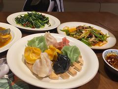 -肆海小川菜酒馆Wine Bistro (青年路店)