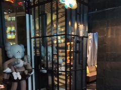 -屋有岛沉浸游戏旗舰店(中山公园店)