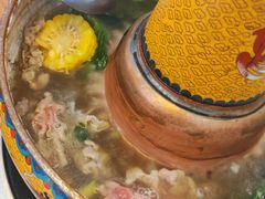 -毛辣果·贵州红酸汤牛肉火锅(西单店)