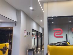 -杰拉电竞·网咖(杭州钱塘区龙湖金沙天街店)