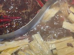 -廖掌柜·重庆鲜货火锅(上海首店)