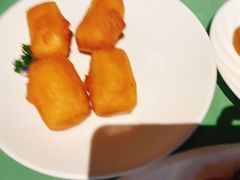 脆皮炸鲜奶-誉八仙茶室酒楼(新天地店)