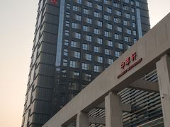 -西安长征华美达酒店