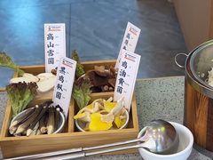 -阿婆情腊排骨火锅(金虹路店)