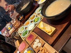 -银米·云南传统过桥米线(双廊黑金冠店)