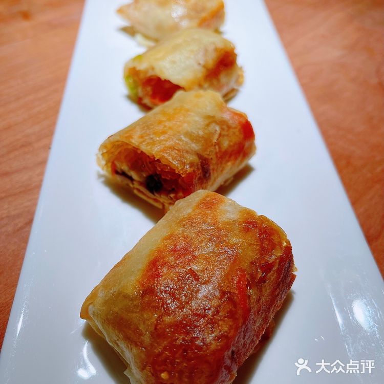 食饼筒果然还是要有肉好吃，不过胜在面皮煎的不错