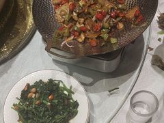 -鑫巴蜀小镇 · 水煮鱼专研店(玉桥店)