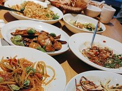 -关东小磨东北菜(上海长风大悦城店)