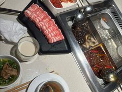 -海底捞火锅鲜切牛肉主题店(长寿路店)