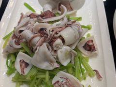 -侬佳蒸菜馆(听潮店)