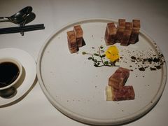 镇江肴肉-鹿园 MOOSE(长宁店)