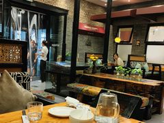 -苹果树下艺术餐厅(宋庄店)