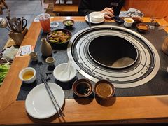 -阿山卓·野生菌火锅·纳西火塘烤肉