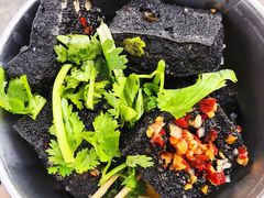 黑色经典臭豆腐-黑色经典臭豆腐·湖南特产(太平街口店)