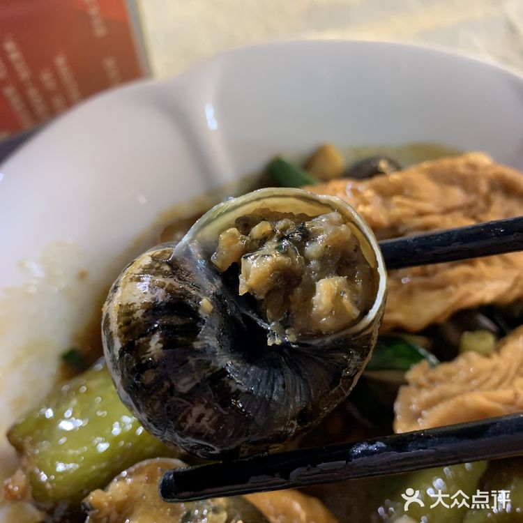 原来阳朔本地人吃啤酒鱼都在这里吃啊‼️