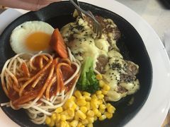 -汤姆家的牛排意面披萨(融创茂店)