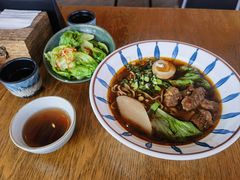 -千金一碗·宝岛一村(韩国街店)