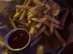 -MARU玛露音乐餐厅(大学路店)