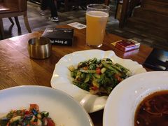 -爱啤精酿·民谣酒馆(滨江店)