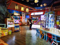 -卡通尼乐园(新达汇三林店)