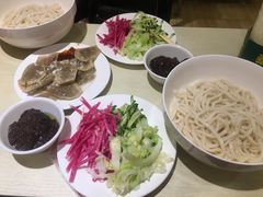 -黑八私房老北京炸酱面