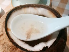 原只椰子炖乌鸡-珍味汤馆·潮汕家乡菜(保利文化广场店)