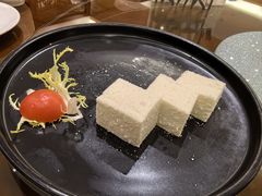 -广州中心皇冠假日酒店·百粤楼