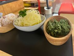 -廖掌柜·重庆鲜货火锅(上海首店)