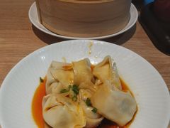 菜肉馄饨（红汤）-翡翠拉面小笼包Crystal Jade(上海浦东国际机场T1店)
