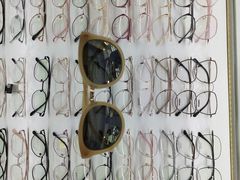 -潘多拉眼镜·蔡司依视路明月(潘家园店)