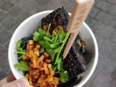 黑色经典臭豆腐-黑色经典臭豆腐·湖南特产(坡子街店)