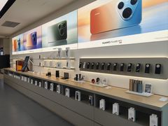 -华为授权体验店(中山公园来福士)