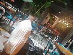 -长沙猫歌音乐餐厅(湖南女子大学店)