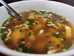 酸菜豆腐汤-餐酷哈雷餐厅(通程广场店)