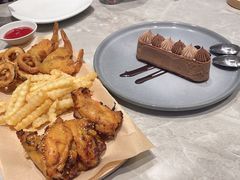 -必胜客(漕宝路店)