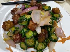 爽脆青瓜牛肉粒-品香菜馆(旗峰路中侨大厦店)