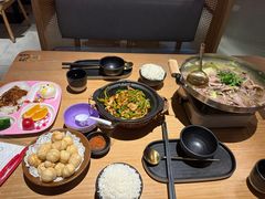 -川堂风·跷脚牛肉·乐山爆炒(宝山日月光店)