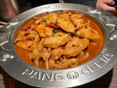 -胖哥俩肉蟹煲(华贸店)