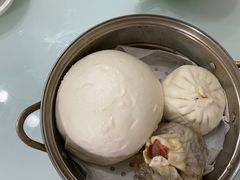 -白玉兰食品甜凤店(合生汇店)