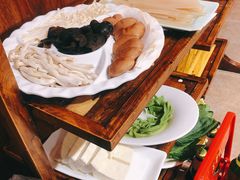 -临江门重庆老火锅(德新里店)