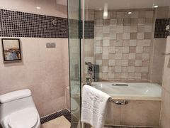 -岳阳阿波罗御庭酒店