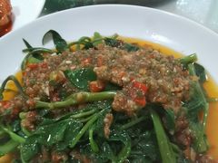 -洪霞餐馆