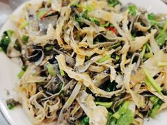 凉拌鱼皮-官塘锋记鱼生·生腌·砂锅粥(牌坊街店)