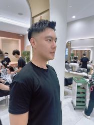点击看大图 -Kraemer Paris苏豪路易士·嘉玛发廊