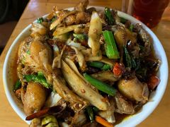 -鸿顺老铁锅美蛙鱼府(解放碑店)