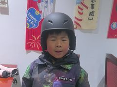 -乔波室内滑雪场