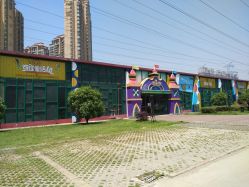 -维佳童话镇演出现场(徐东店)