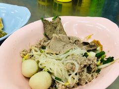 猪杂细粉干捞-榮泰米粉湯(Left Shop)