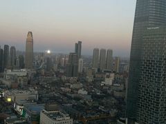 -唐拉雅秀酒店-西锦汇空中BBQ·思创餐厅
